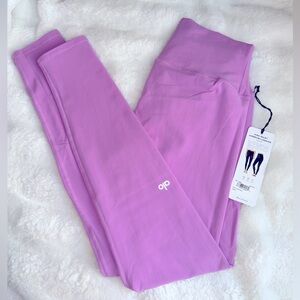 NWT ALO Yoga Airbrush Leggings, Pink Lavender, L